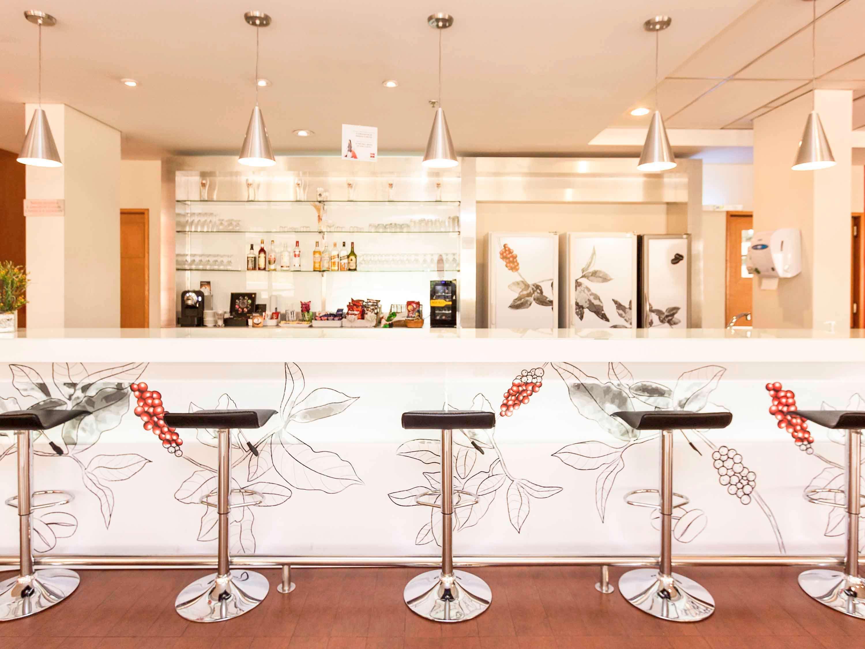 Ibis Betim Hotell Exteriör bild