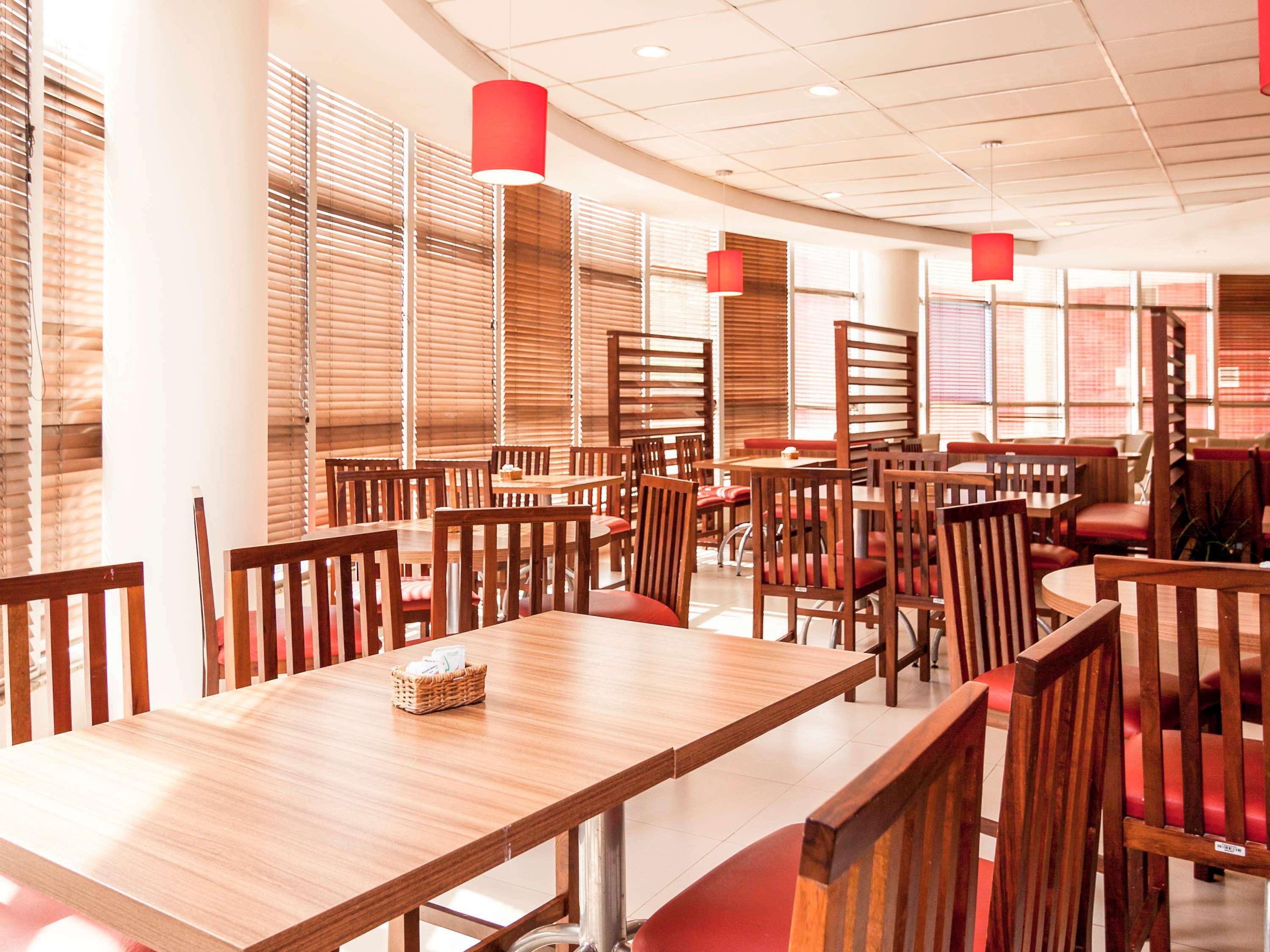 Ibis Betim Hotell Exteriör bild